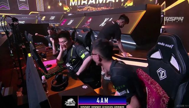 同时也是一 同时也是一